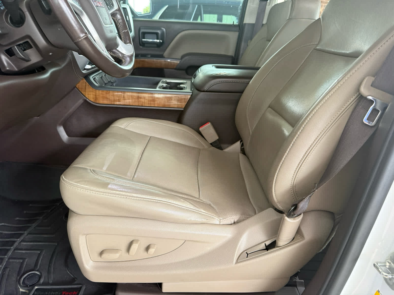 Used 2018 GMC Sierra 1500 SLT AWD/4WD image 4