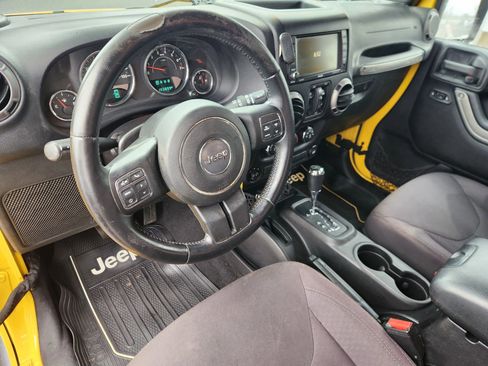 Used 2015 Jeep Wrangler Unlimited Sport w/ Quick Order Package 24S image 28