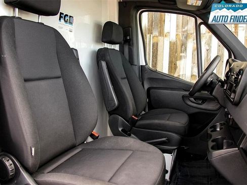 Used 2019 Mercedes-Benz Sprinter 144 image 19