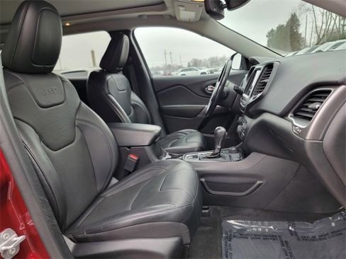 Certified 2021 Jeep Cherokee Latitude Lux w/ Sun & Sound Group image 24