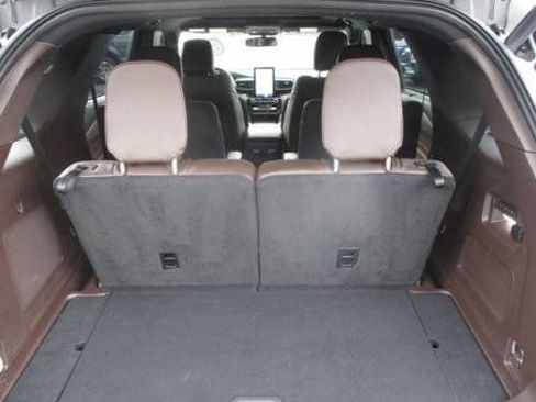 Used 2023 Ford Explorer King Ranch w/ Technology Package image 5