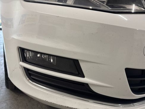 Used 2015 Volkswagen Golf TDI SE image 70