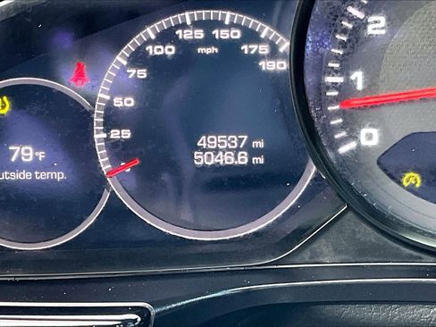Used 2018 Porsche Panamera 4 AWD/4WD image 22