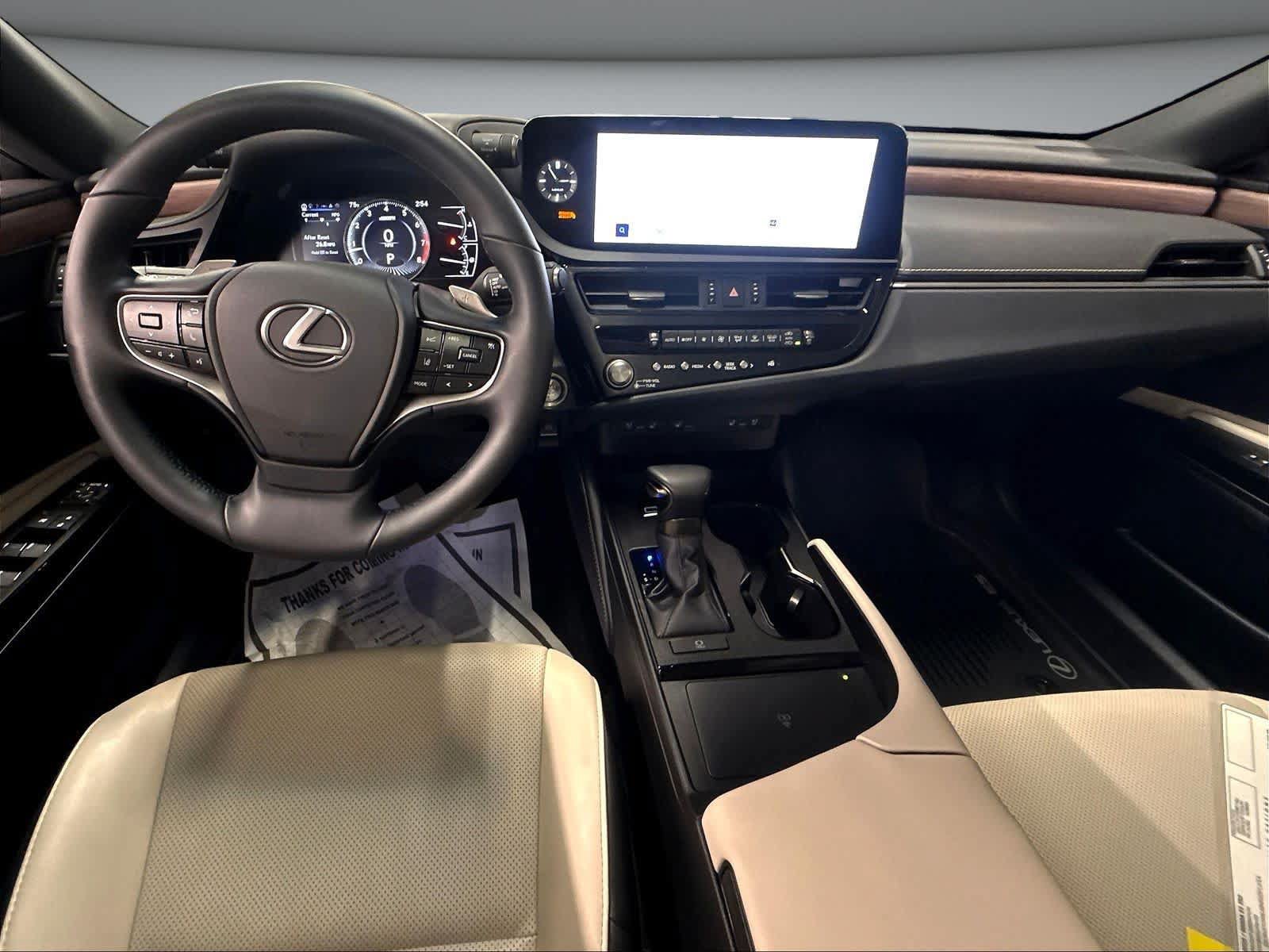 Used 2025 Lexus ES 350 w/ Premium Package FWD image 9