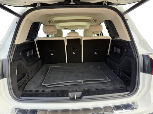 Used 2021 Mercedes-Benz GLB 250 4MATIC image 17