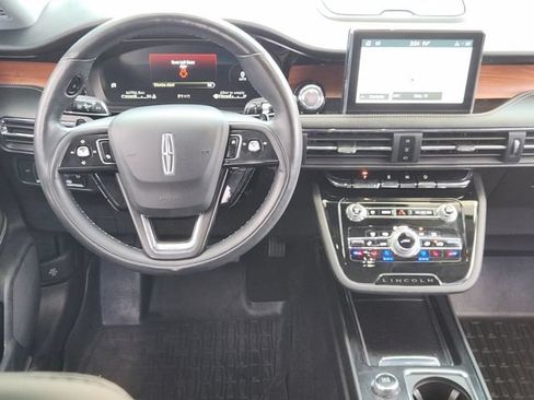 Used 2022 Lincoln Corsair Reserve w/ Equipment Group 201A FWD image 23
