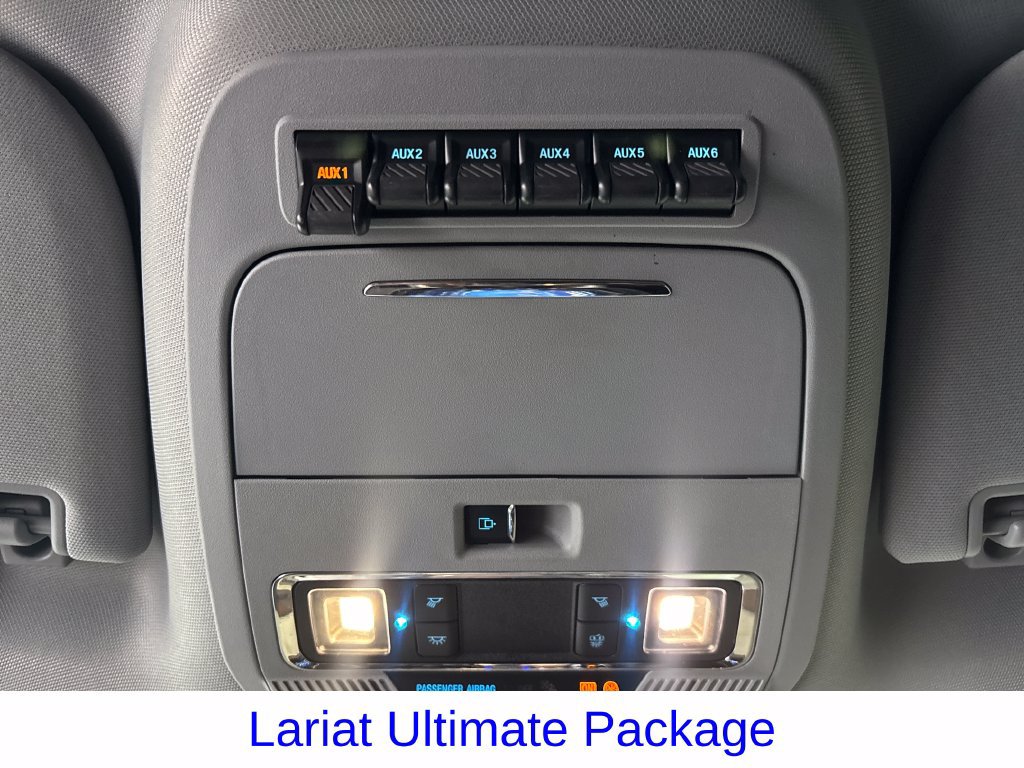 Used 2023 Ford F250 Lariat w/ Lariat Ultimate Package AWD/4WD image 28