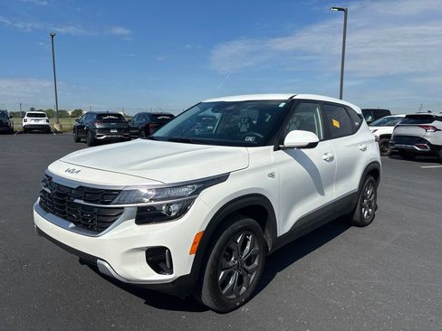 Certified 2024 Kia Seltos LX AWD/4WD image 7