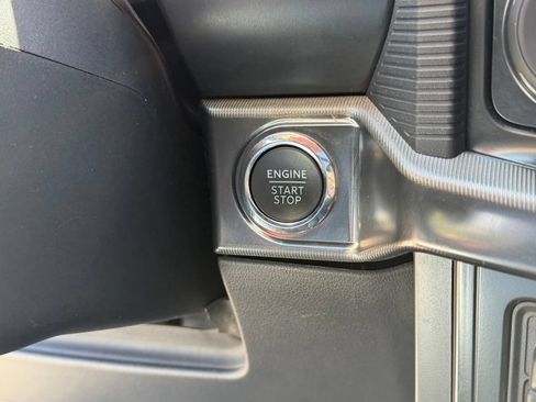Used 2025 Ford F150 Raptor AWD/4WD image 21