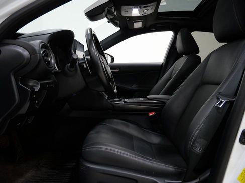 Used 2023 Lexus IS 350 F Sport image 13