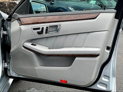 Used 2012 Mercedes-Benz E 63 AMG E 63 AMG image 19