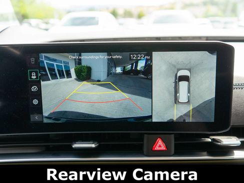 Certified 2025 Kia Carnival SX Prestige FWD image 28