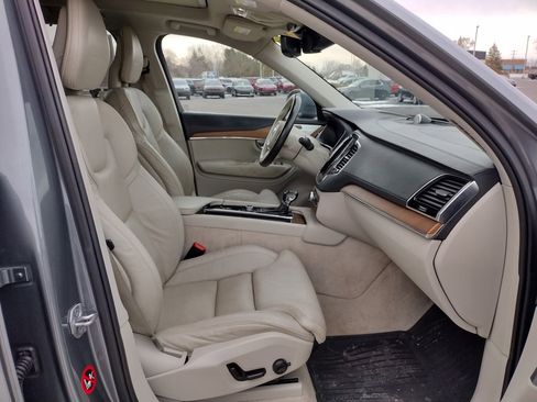Used 2016 Volvo XC90 T6 Inscription image 22