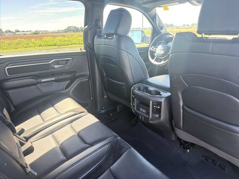 Used 2025 RAM 1500 Laramie AWD/4WD image 17