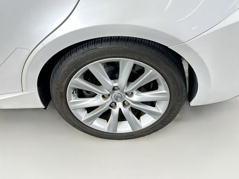 Used 2016 Lexus IS 200t RWD image 11