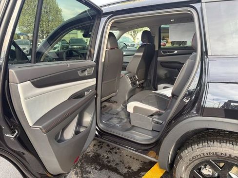 New 2026 Volkswagen Atlas Peak Edition AWD/4WD image 25