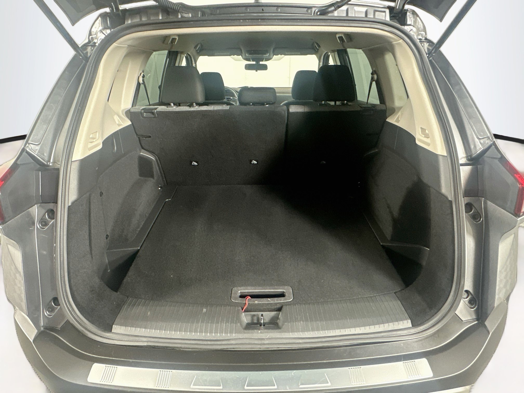 Used 2023 Nissan Rogue SV FWD image 29