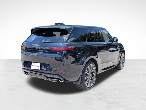 New 2026 Land Rover Range Rover Sport Dynamic SE AWD/4WD image 8