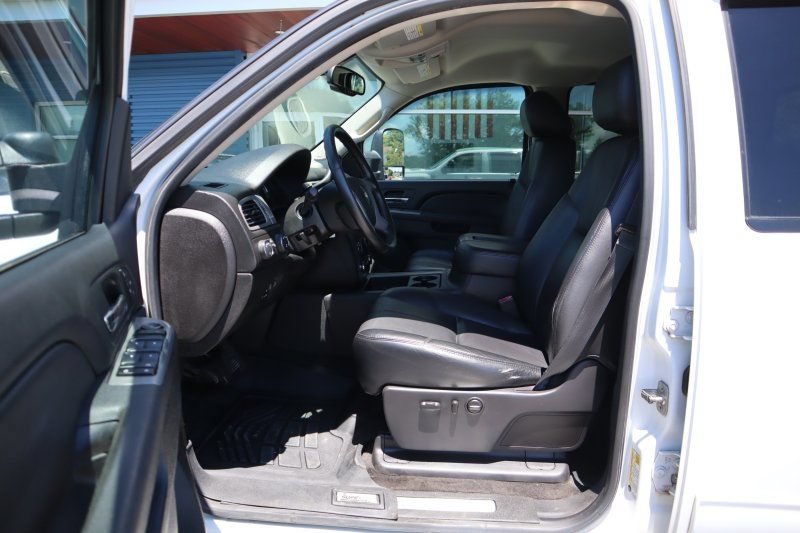 Used 2014 Chevrolet Silverado 3500 LTZ w/ LTZ Plus Package AWD/4WD image 10