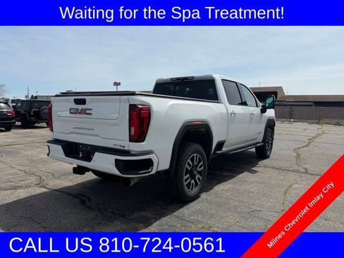 Used 2021 GMC Sierra 2500 AT4 w/ AT4 Premium Plus Package AWD/4WD image 3