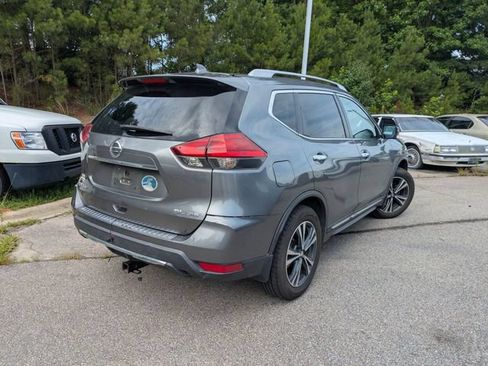 Used 2017 Nissan Rogue SL w/ SL Premium Package AWD/4WD image 2