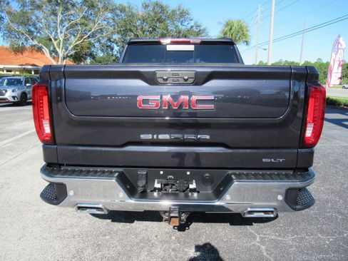 Used 2024 GMC Sierra 1500 SLT w/ SLT Premium Plus Package AWD/4WD image 7