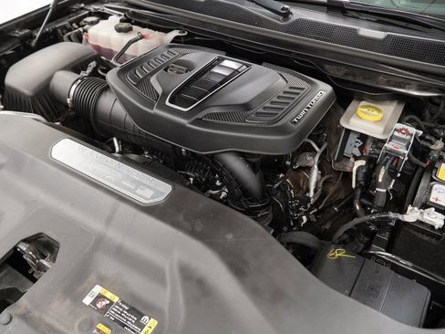 Certified 2024 Jeep Grand Wagoneer Series III w/ Rear Seat Video Group 1 image 59