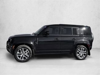 Used 2024 Land Rover Defender 110 X-Dynamic SE video 4