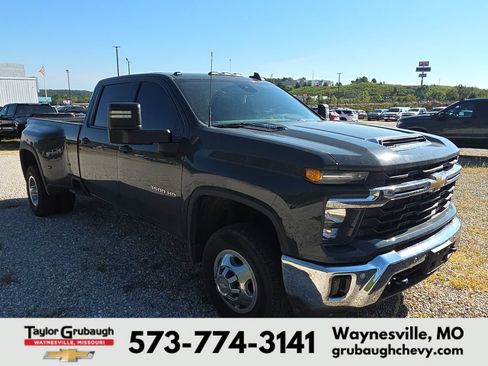 Used 2025 Chevrolet Silverado 3500 LT w/ All Star Edition AWD/4WD image 1