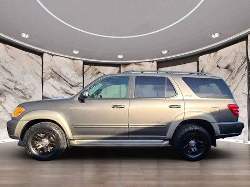 Used 2003 Toyota Sequoia SR5 image 5