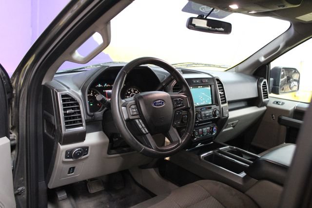 Used 2017 Ford F150 XLT w/ Equipment Group 302A Luxury AWD/4WD image 14