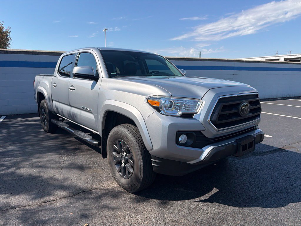 Used 2021 Toyota Tacoma SR5 AWD/4WD image 7