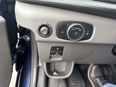 Used 2021 Ford Transit 250 Base image 24