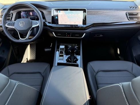 New 2026 Volkswagen Atlas SEL image 7