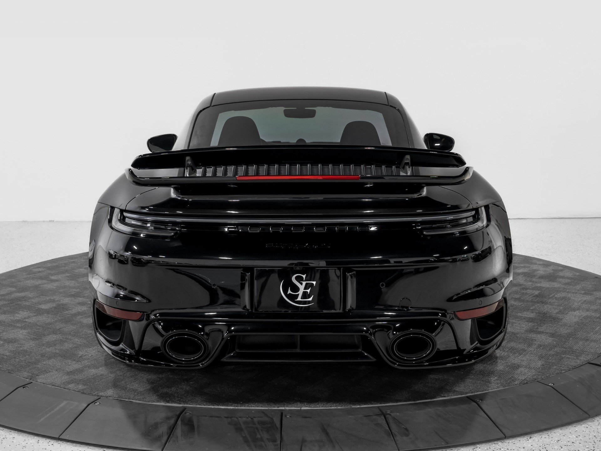 Used 2025 Porsche 911 Turbo S AWD/4WD image 7