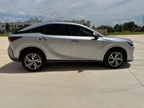 Used 2023 Lexus RX 350 FWD image 4