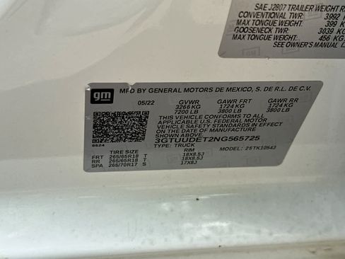 Used 2022 GMC Sierra 1500 SLT w/ X31 Off-Road Package AWD/4WD image 29