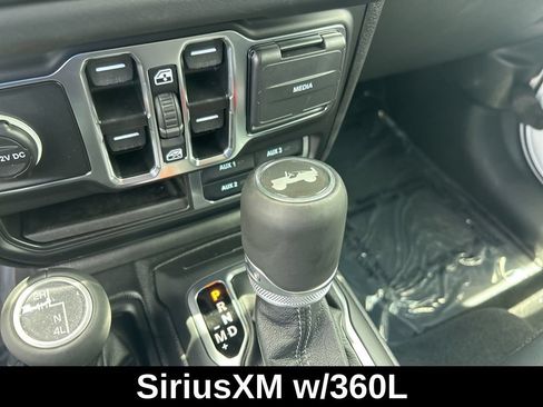 Used 2025 Jeep Wrangler Unlimited Sahara AWD/4WD image 14