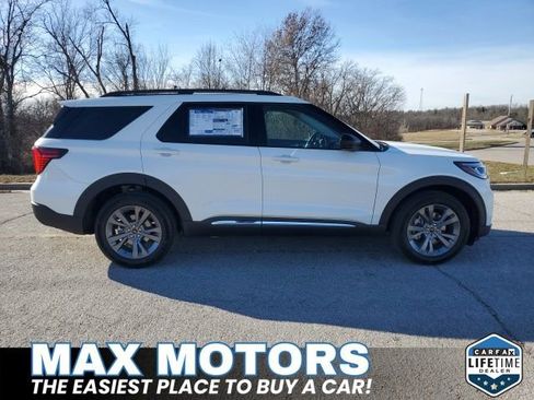 New 2025 Ford Explorer Active w/ Active Comfort Package image 2