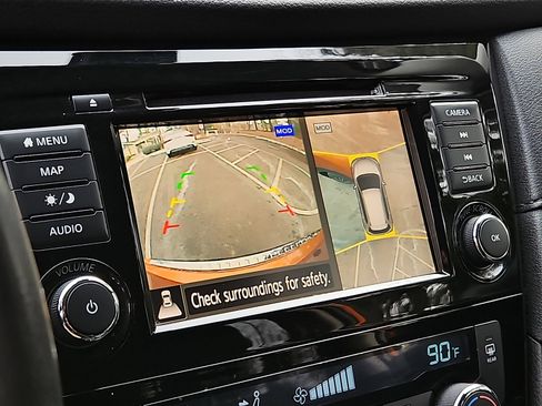 Certified 2019 Nissan Rogue SV w/ Premium Package image 18