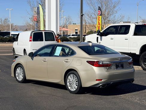 Used 2016 Lexus ES 350 w/ Premium Package w/Wood Trim image 34