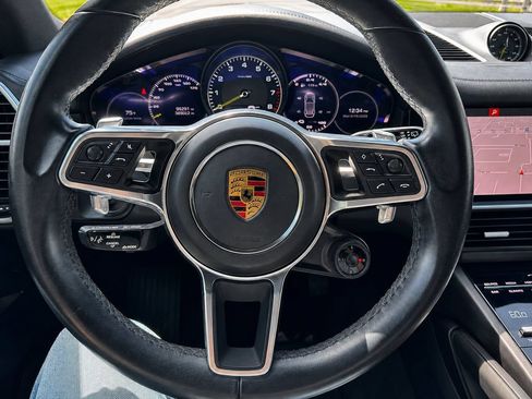Used 2021 Porsche Cayenne E-Hybrid AWD/4WD image 13