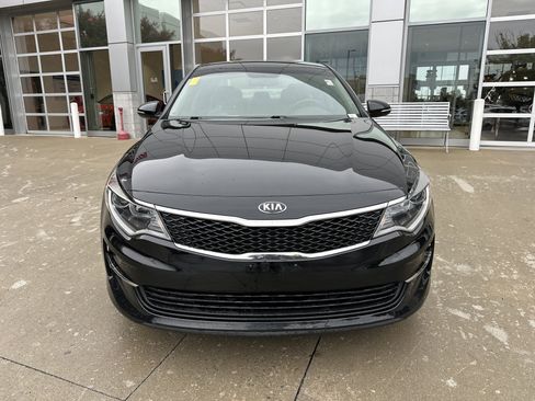 Used 2017 Kia Optima LX FWD image 5