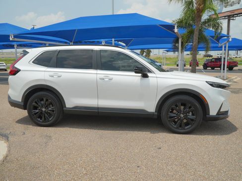 Used 2023 Honda CR-V Sport Touring image 4
