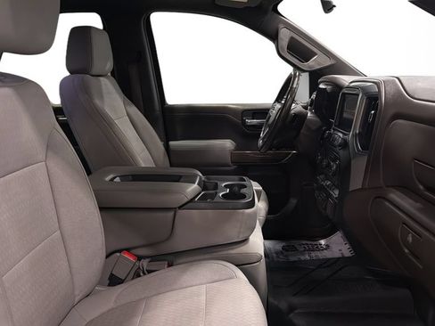 Used 2019 Chevrolet Silverado 1500 LT w/ Convenience Package AWD/4WD image 8