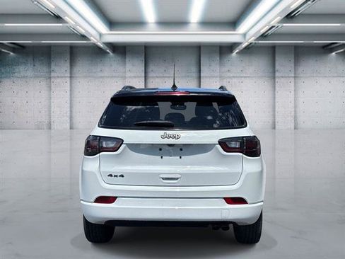 Used 2022 Jeep Compass High Altitude AWD/4WD image 5