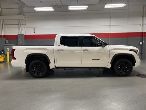 Used 2024 Toyota Tundra SR5 image 7