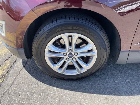 Used 2018 Ford Edge SEL w/ Equipment Group 201A AWD/4WD image 9