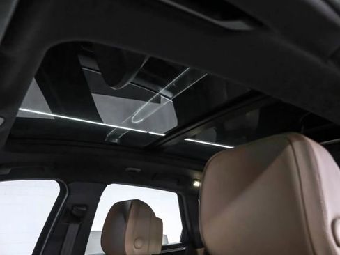 Used 2019 Porsche Macan S AWD/4WD image 5