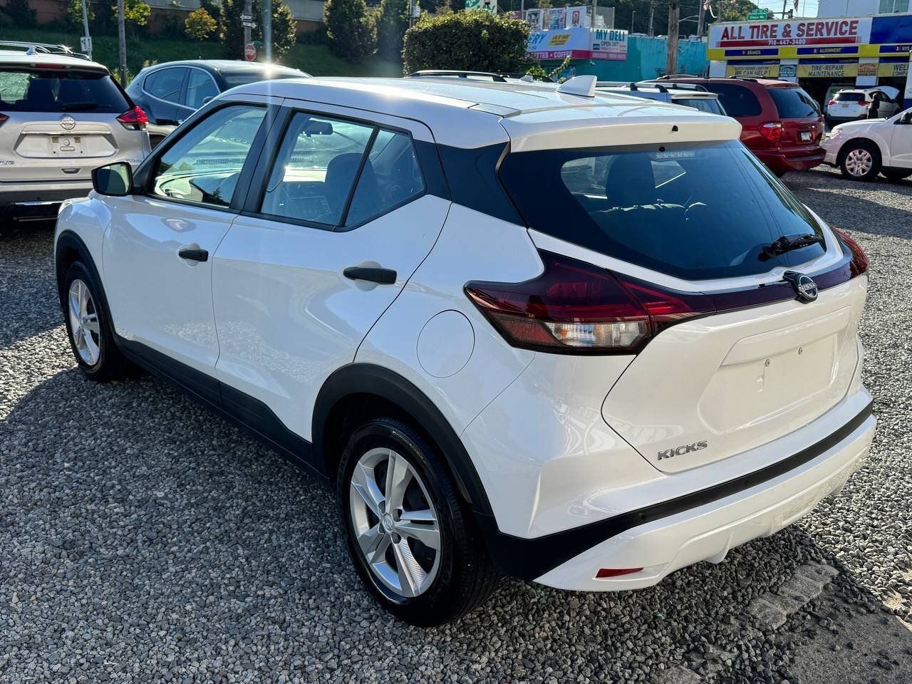 Used 2024 Nissan Kicks S FWD image 7